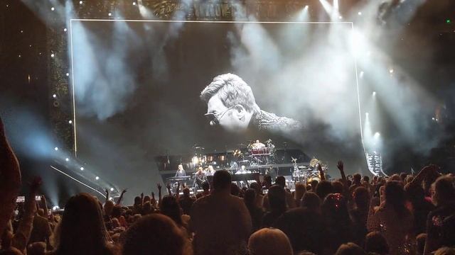 Levon LIVE | Elton John | Anaheim Honda Center