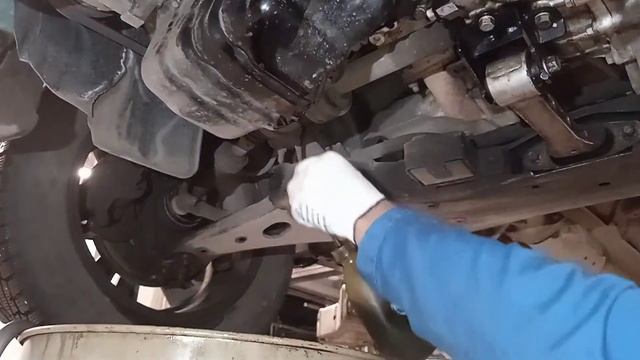 Замена масла и фильтров в двигателе и КПП