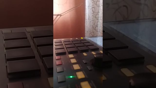 MPC One Sampling Violin 2 Beat