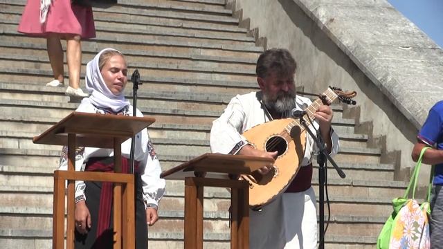 Василий Жданкин с дочерью Анастасией, песня 10, 