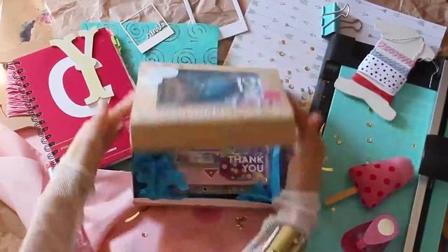 Летний альбом с пайетками\\СКРАПБУКИНГ\\Листаю и вдохновляю