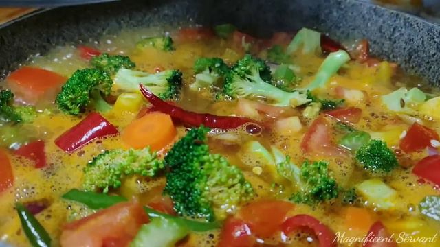 Mozzarella With Creamy Vegetables (Keto Diet)