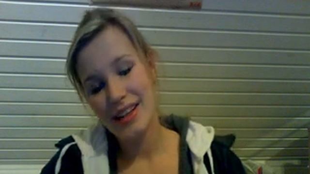 Review 'Lucy In The Sky' Von Paige Toon