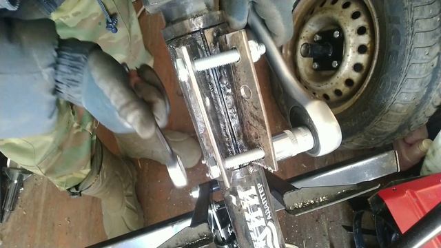 Адаптер Угра 4х4 устраняю люфт. Часть 2.