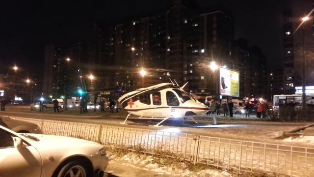 Вертолет в Питере на учениях 2 декабря 2014