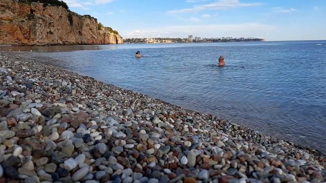 Штиль на море. Камера на пляже Коньялты АНТАЛИЯ/ Calm At Sea. Camera On The Konyaalti Beach ANTALYA