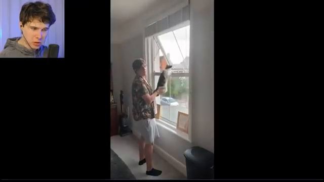 127a81bafd2397209057b7a35a149c27