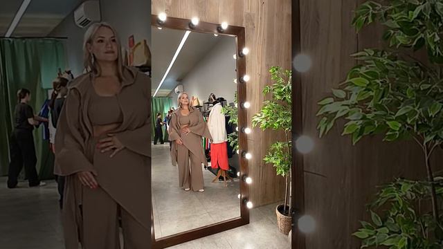 Костюм из трёх частей _ новая коллекция_ цвет капучино