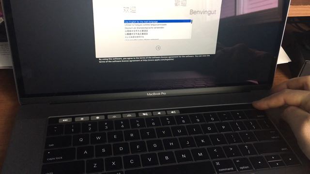 How To Turn New MacBook Pro 13
