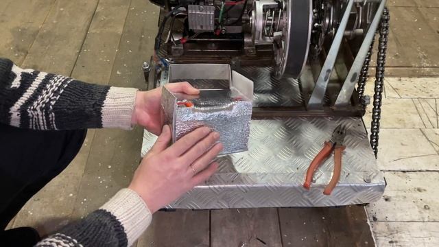 Кожух для вариатора/ утепляем АКБ/ Лыжный модуль от FISHRIDE