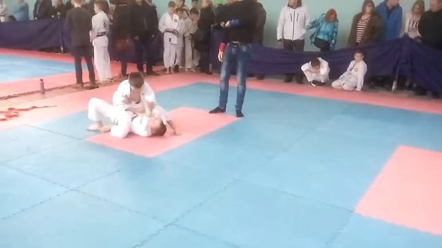 18.02.2018 (бой 3) Кривой Рог ,соревнования по джиу-житсу