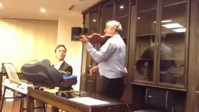 Школа Казиника в Литве.Бетховен.Менуэт.