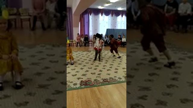 F4ad4b865e4de30b51de54901723aae4