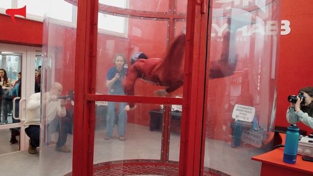 Летать можно не только во сне: во Владивостоке открылась аэротруба 