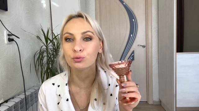 Какими ароматами пользовалась с 1 по 15 ноября???  Люкс и сетевая парфюмерия.