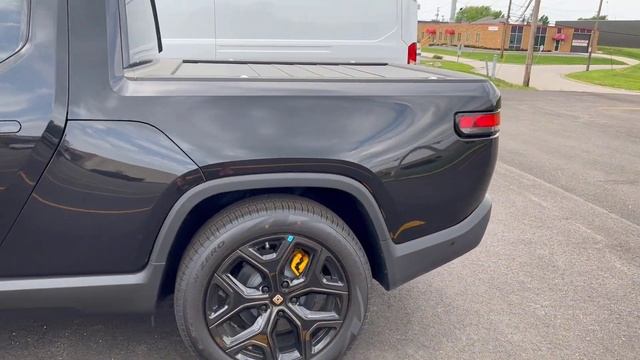 Rivian Cleveland OH Service Center Opening