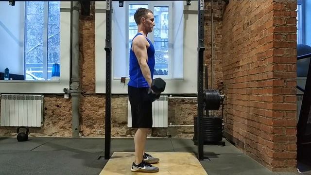 Подъем на бицепс хватом снизу / Supine Grip Alternating Biceps Curl
