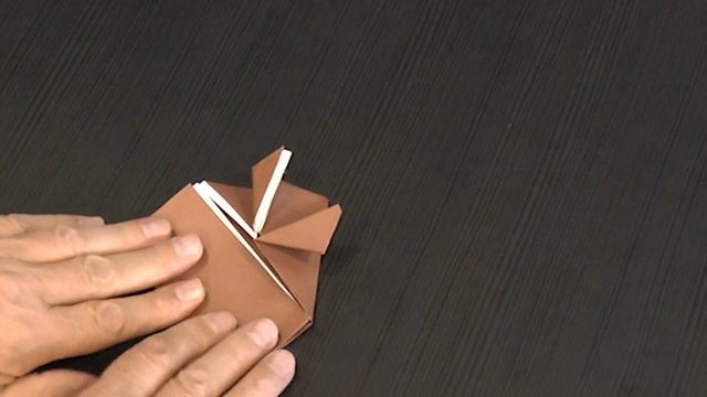 Оригами. Прыгающая лягушка из бумаги для хорошего настроения