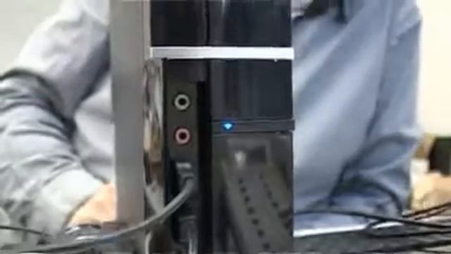 Tischcomputer: Asus EeeBox Und Medion Akoya E 2005