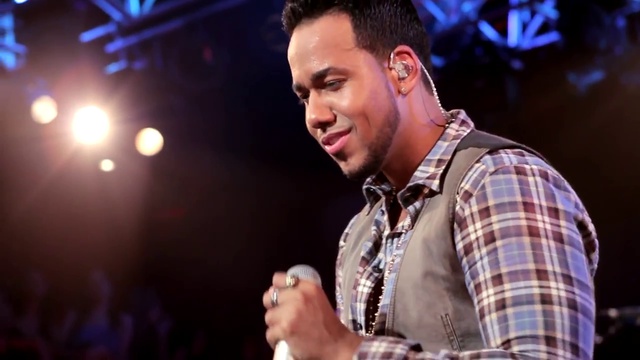Romeo Santos - Vale La Pena El Placer (Walmart Acceso Total)