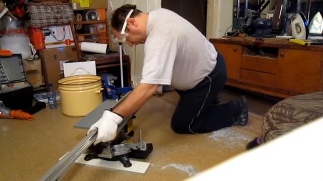 Похождения сантехника Марио с душевыми кабинами.avi