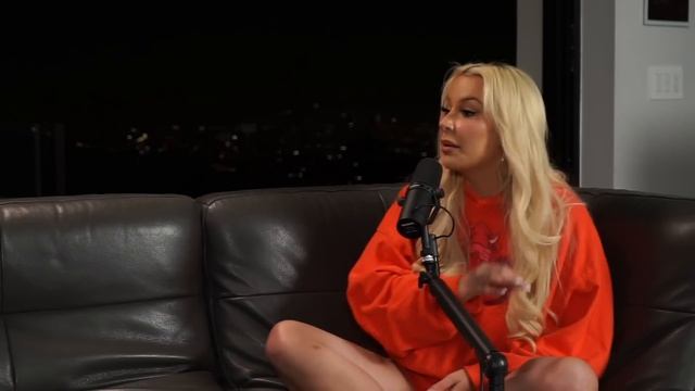 A PSYCHO FAN IS STALKING TANA… - Ep. 34