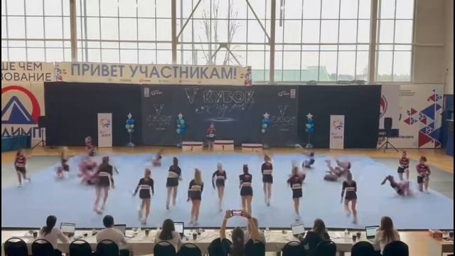 ВЛОГ: Соревнования по чирлидингу?
