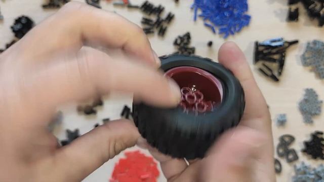 Конструктор  Onebot CN171 Wandering Earth Troop Carrier Mainan Mobil Tank (OBLDQ16AIQ)