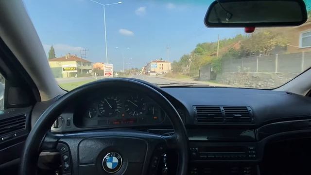 BMW e39 520i POV Drive