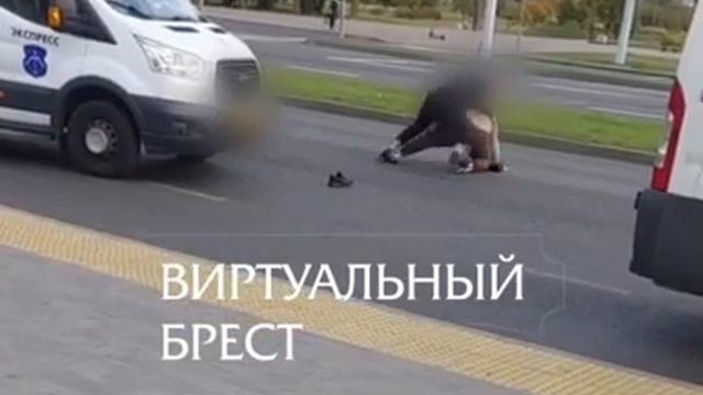 В Бресте прямо на дороге подрались двое маршрутчиков