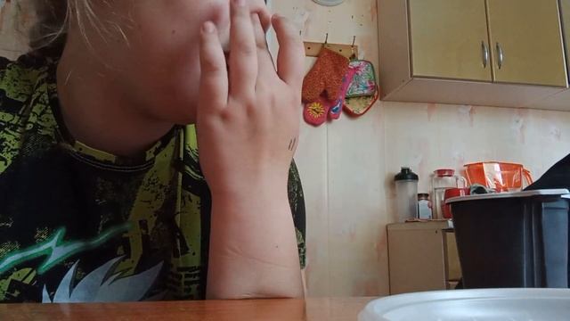 горячие Vs холодные напитки челлендж@user-gt1bh8ml2l