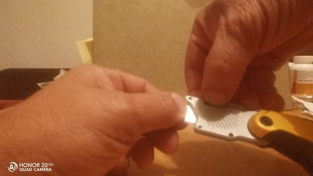 Складной нож  DEWALT DWHT10429-0