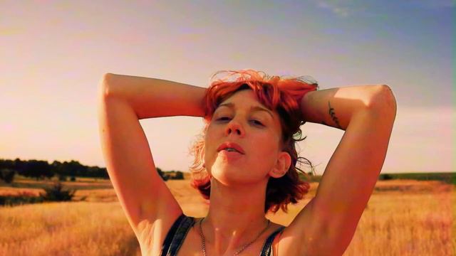 Ella Vos - Dreaming backwards