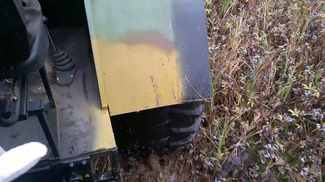 вездеход на болоте