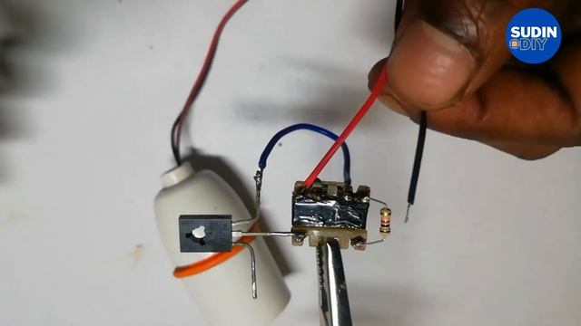 Smallest Inverter 5v To 230v|Power Bank Inverter Circuit|Sudin DIY
