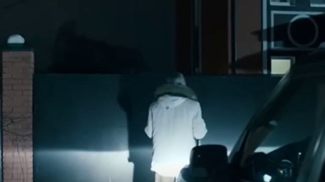 Старушки в бегах-падал белый снег