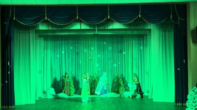 Новогоднее театрализованное представление 