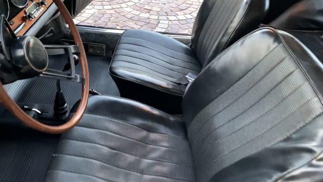 1966 Porsche 911 Interior