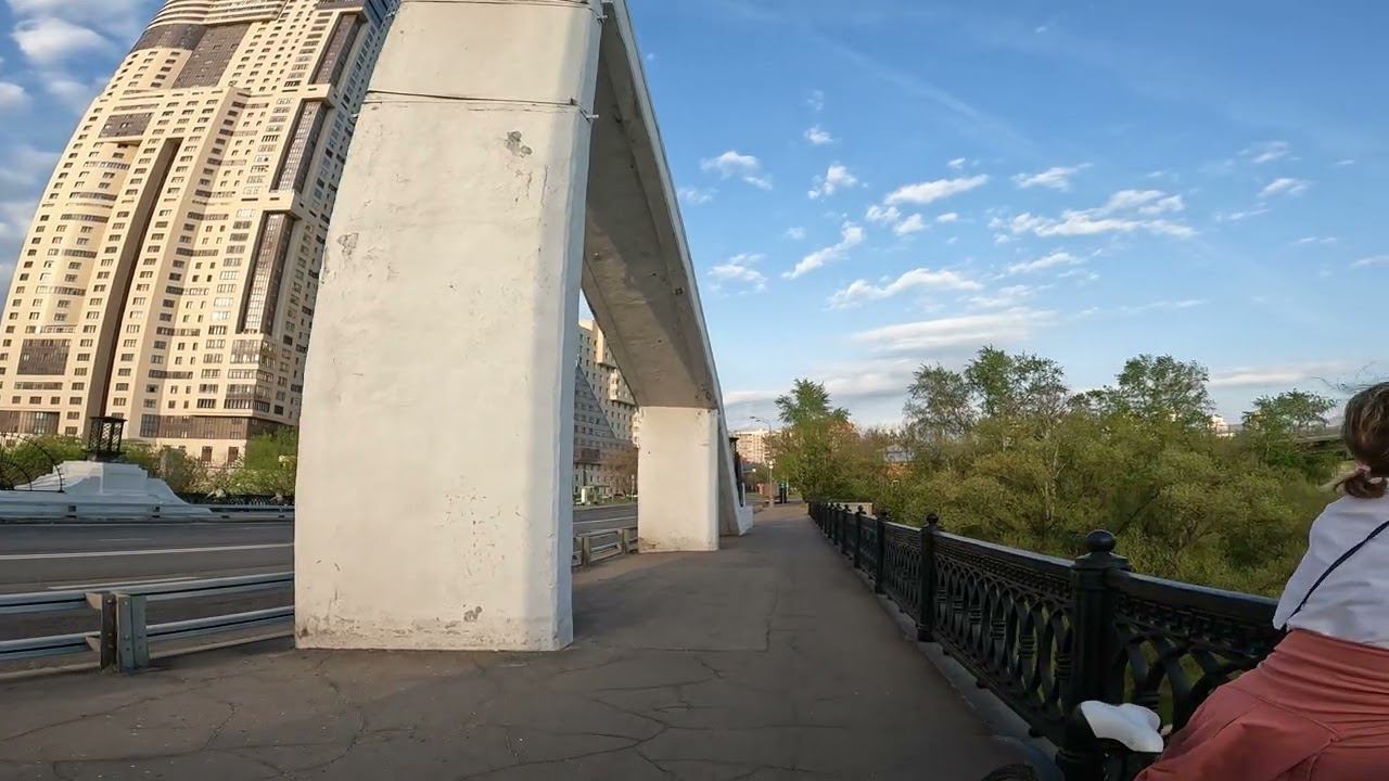 Пример видео GoPro Hero 10 Video Test - снято вечером в солнечную погоду 30 апреля 2024 года в 18:35