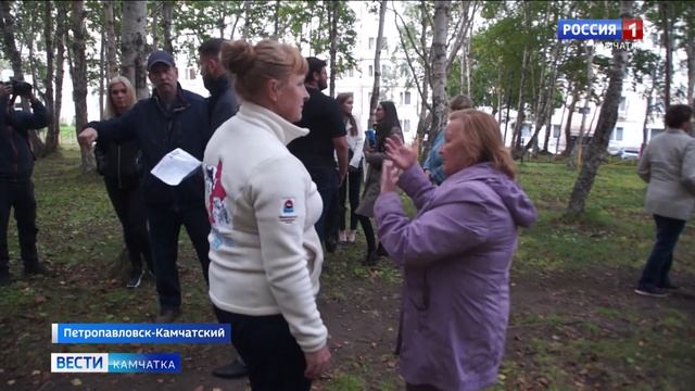 Жители микрорайона Горизонт в Петропавловске не согласны с вырубкой рощи || Вести-Камчатка