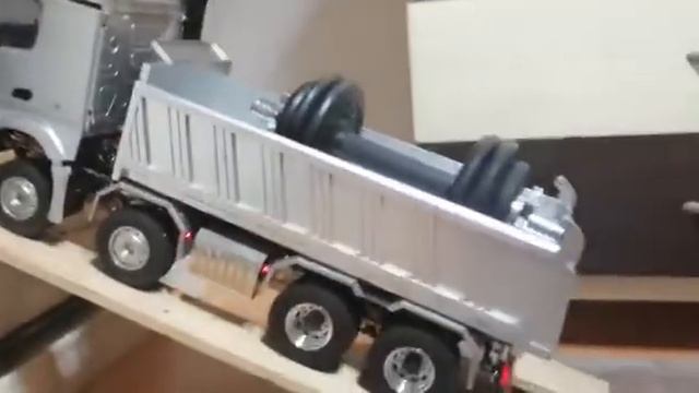 LESU  MERCEDES AROCS 8X8 RAMPA TEST