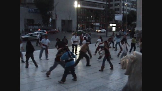 El Duende Verde En El DF (The Green Goblin In México City)