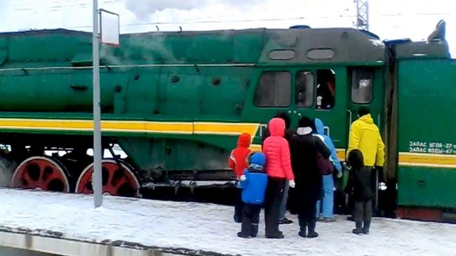 Из-за нехватки диз топлива в регионах пустили электрички на дровах