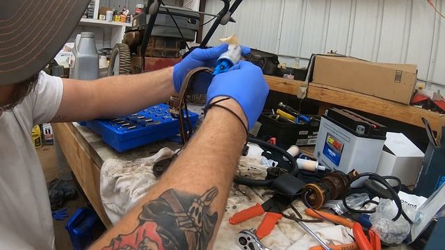 1996 Goldwing GL1500 SE Restoration PT 4: Replacing The Fuel Pump