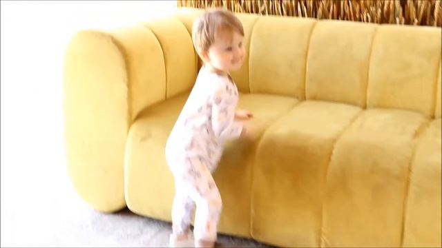 Комбнезон со зверями для новорожденного мальчика (26839123)