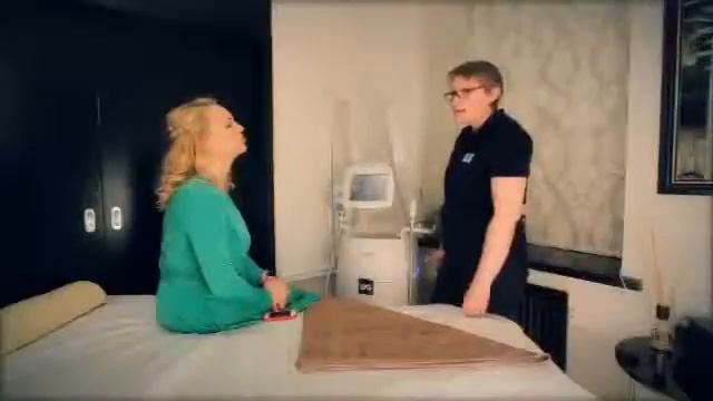 Алла Довлатова в салоне красоты Vобразе