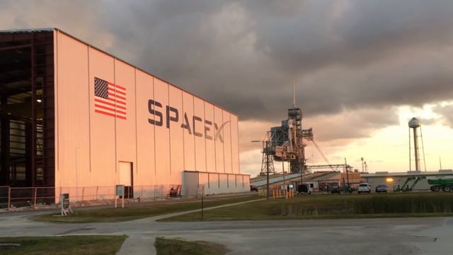 Кинопремия Илону Маску, Стыд Рогозина, звезда на пределе возможного, Хаябуса-2: КосмоДайджест #25