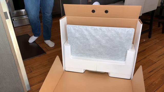 Unboxing & Setup: Core I9 2019 IMac + Vega 48 + RAM Install