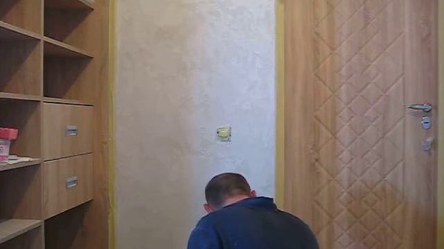 Нанесение цветного воска на травертин от Файдаль