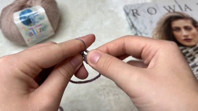 Вяжется очень просто, выглядит великолепно! СУПЕР ОБЪЁМНЫЙ УЗОР СПИЦАМИ ДЛЯ ШАПКИ